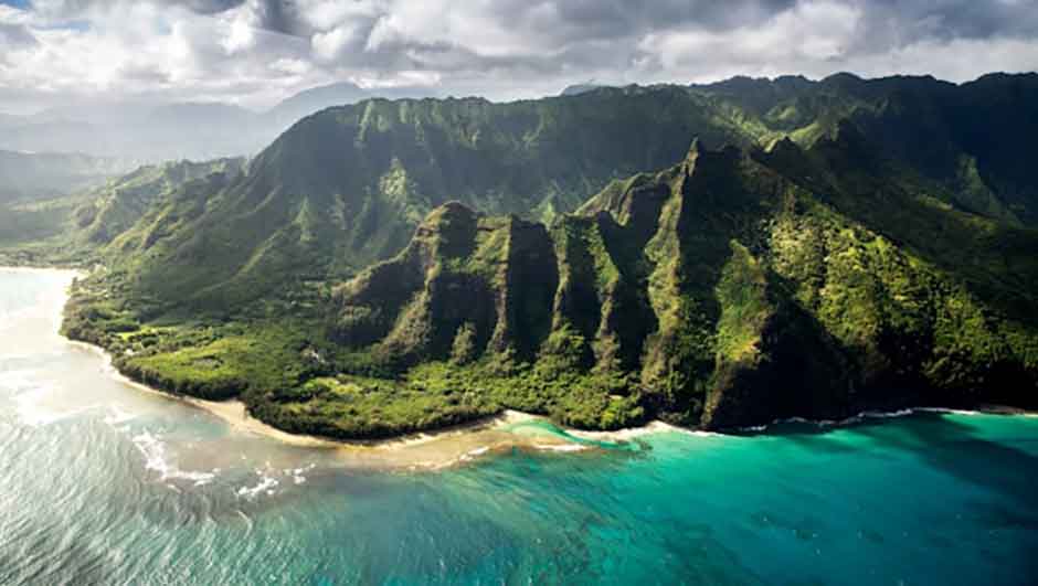 5-Family-Friendly-Water-Activities-to-Try-in-Kauai